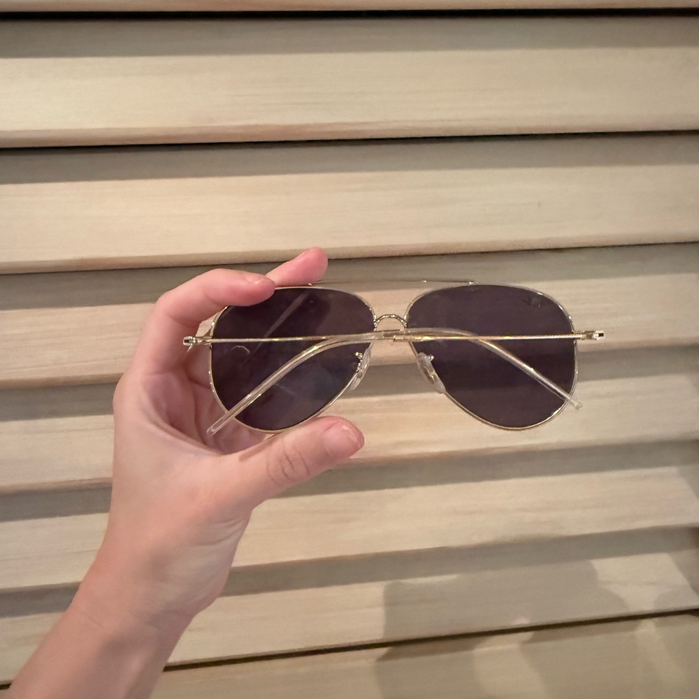 Ray-Ban Aviators - Gold - Picture 3 of 9
